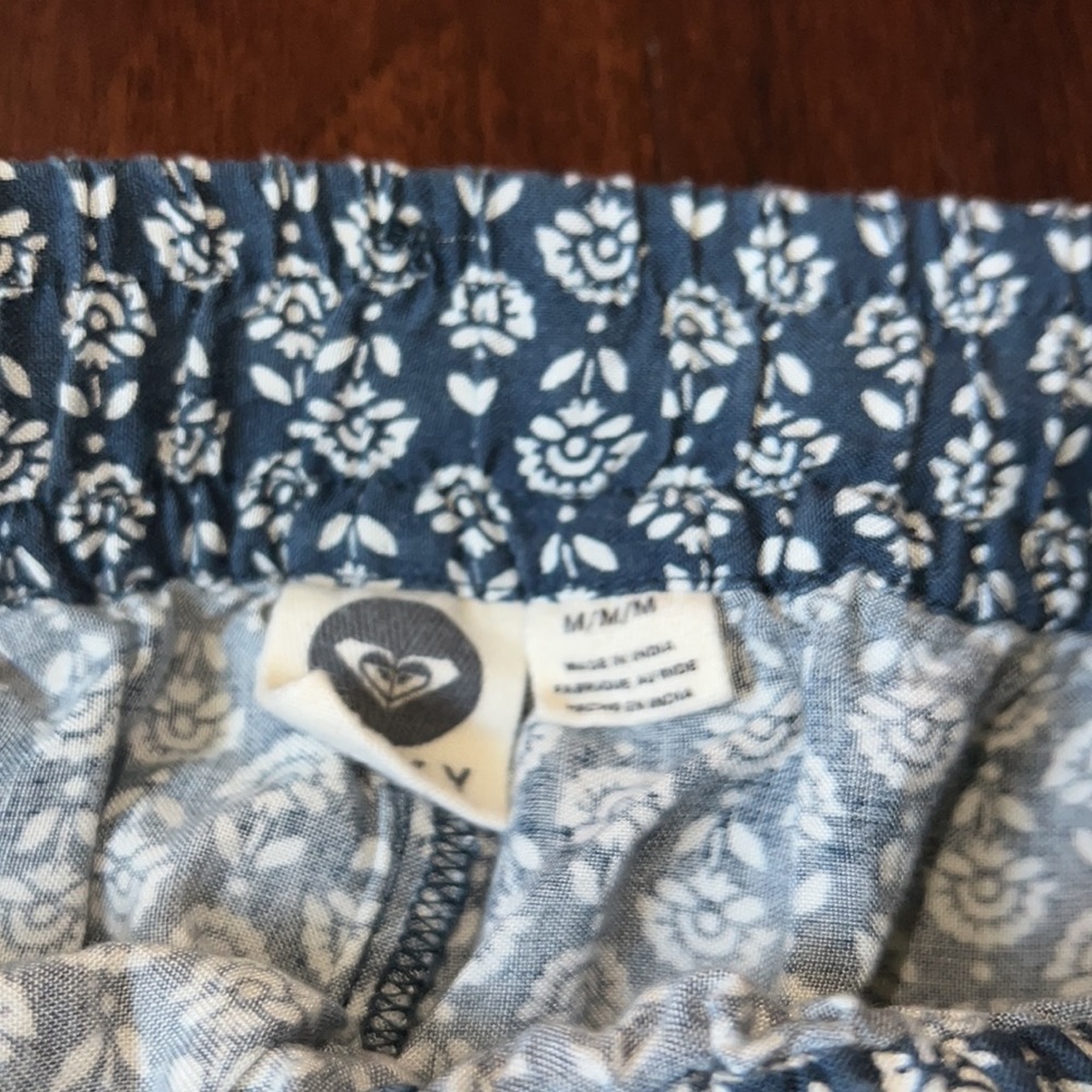 Roxy Patterned Pants - Picture 3 of 3